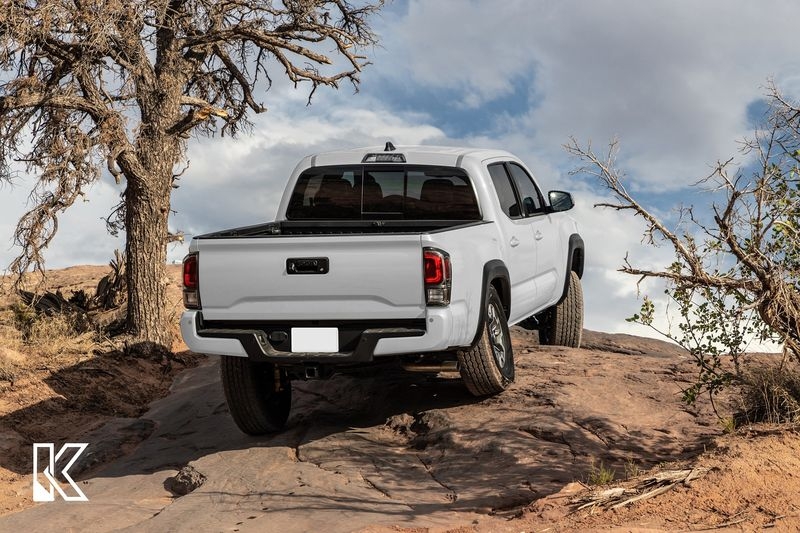 Với thiết kế này Toyota Hilux hoàn toàn mới sẽ cháy hàng như Land Cruiser 2022 ?