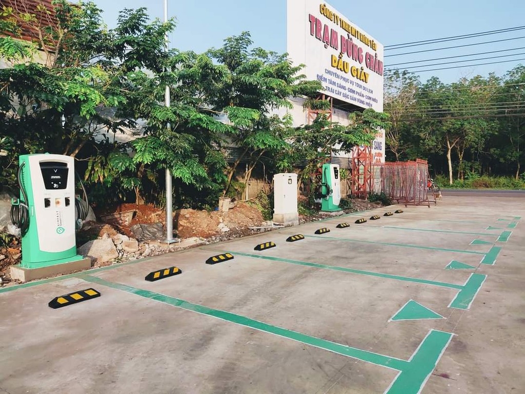 Vinfast đã lắp hơn 8.100 cổng sạc cho xe điện