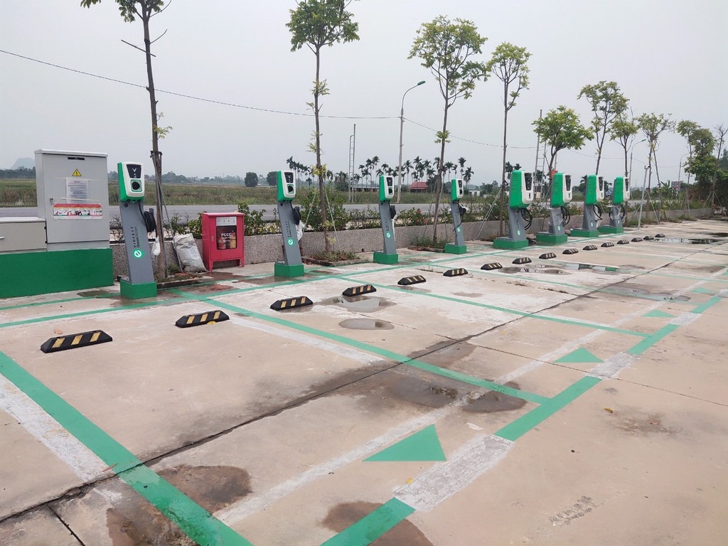 Vinfast đã lắp hơn 8.100 cổng sạc cho xe điện