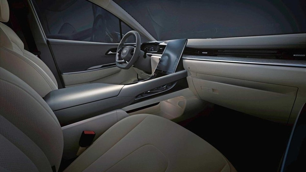 Hyundai Custo 2021 ra mắt, đối thủ nặng ký của Kia Sedona