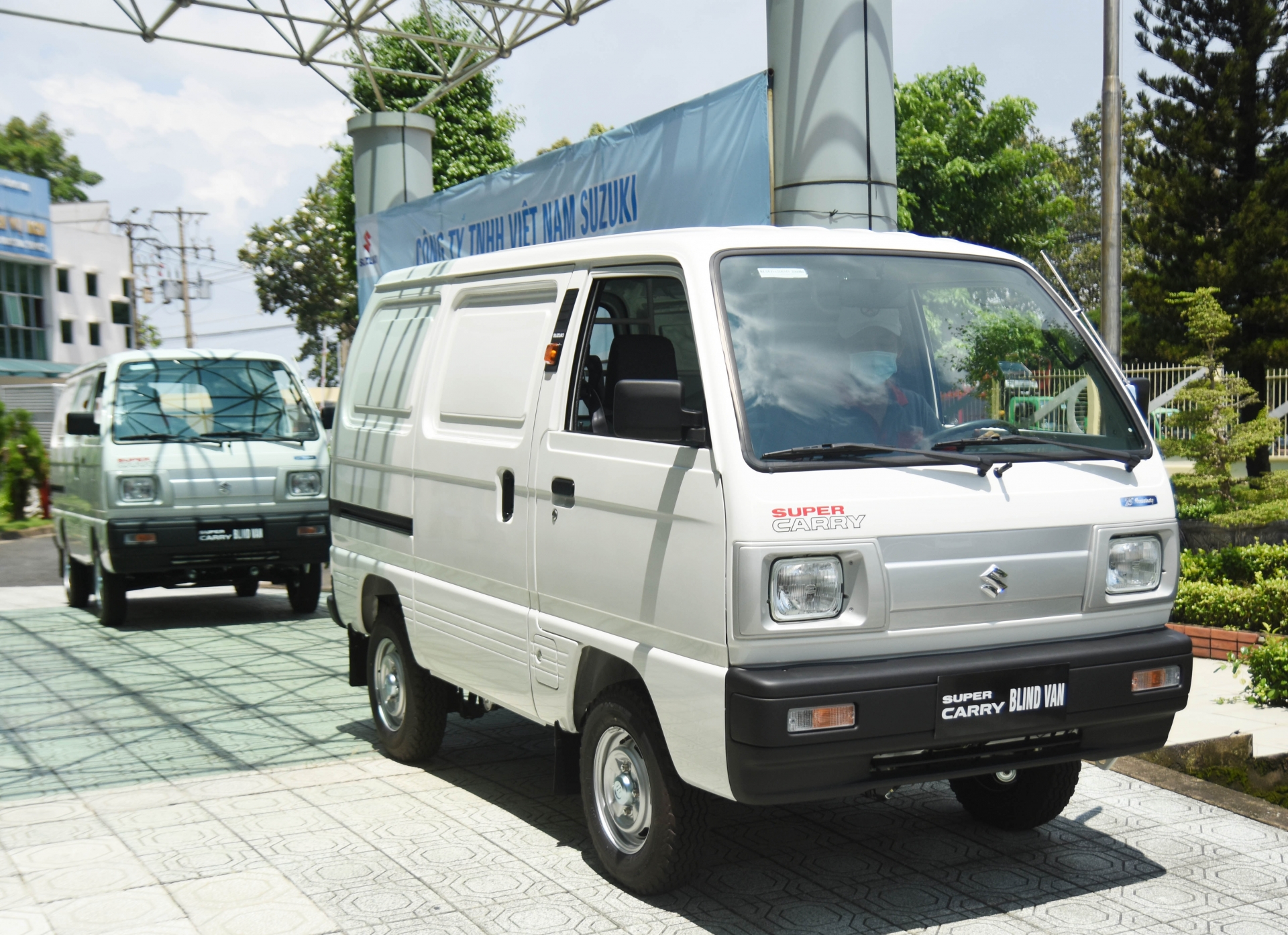 Suzuki tiếp sức Đồng Nai phòng chống dịch, hỗ trợ 4 xe tổng trị giá hơn 1 tỷ đồng
