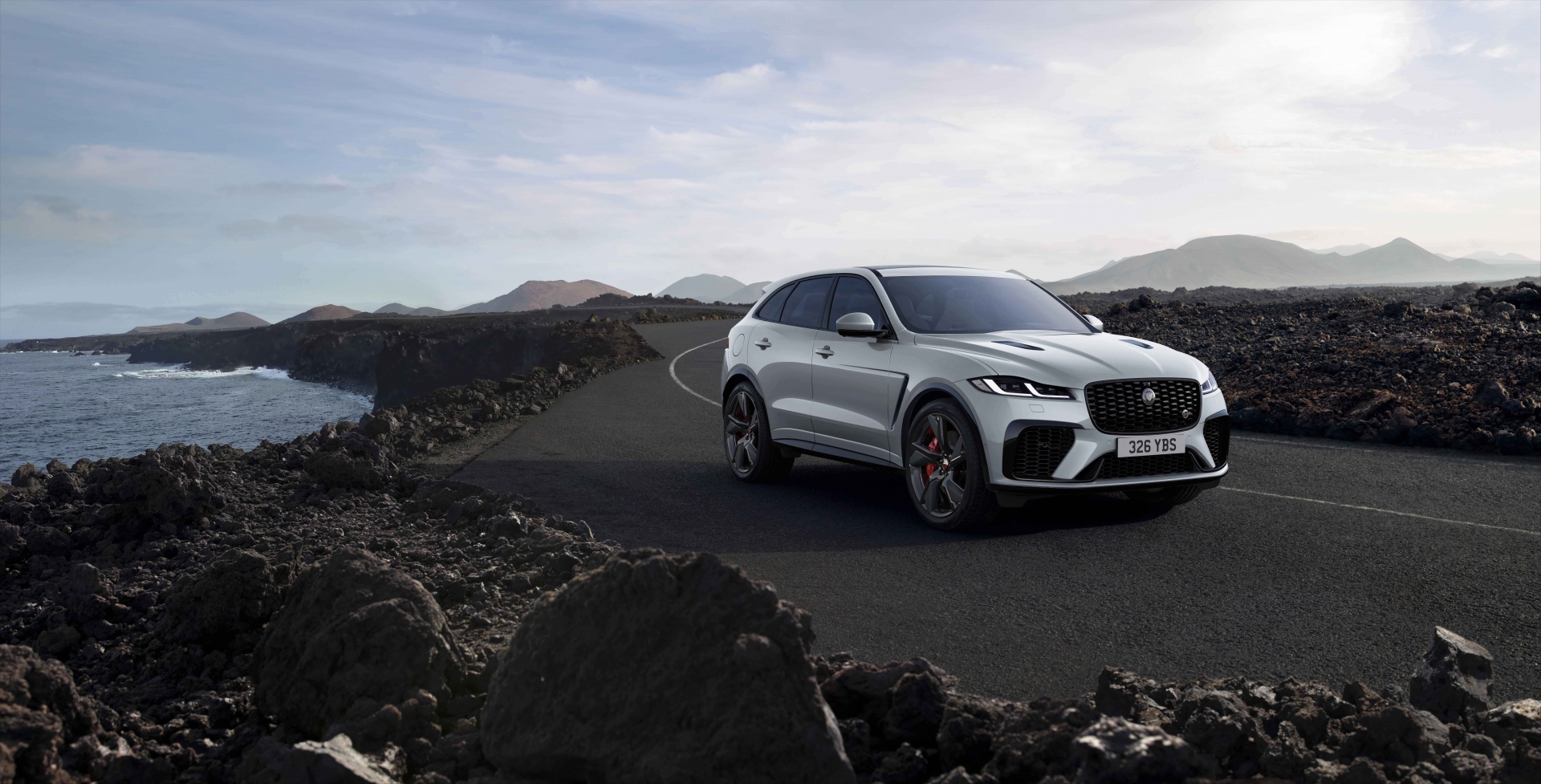 Jaguar F-Pace R-Dynamic có thêm phiên bản Black độc quyền mới Jaguar F-Pace R-Dynamic có thêm phiên bản Black độc quyền mới