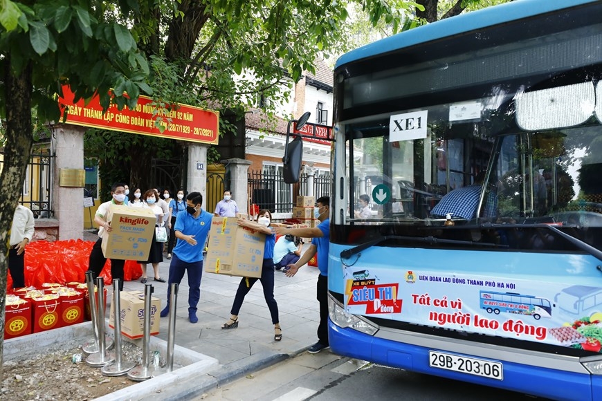 Đẩy mạnh hỗ trợ đoàn viên, người lao động gặp khó khăn do dịch Covid-19 Đẩy mạnh hỗ trợ đoàn viên, người lao động gặp khó khăn do dịch Covid-19