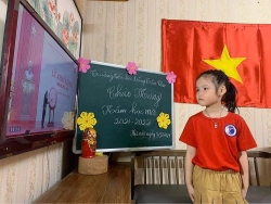Lễ khai giảng lặng lẽ