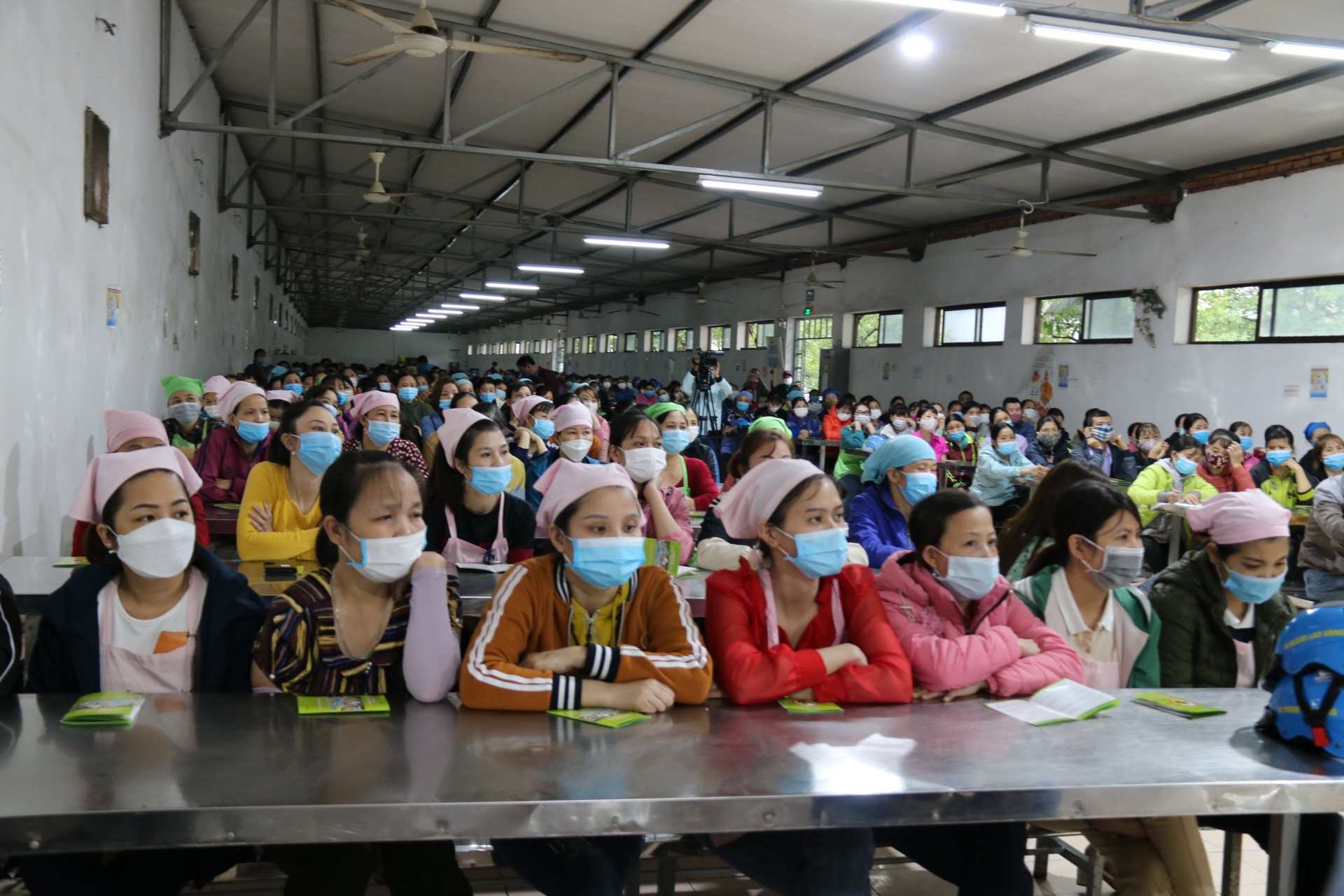Thái Bình: Truyền thông về an toàn giao thông cho 400 công nhân, lao động