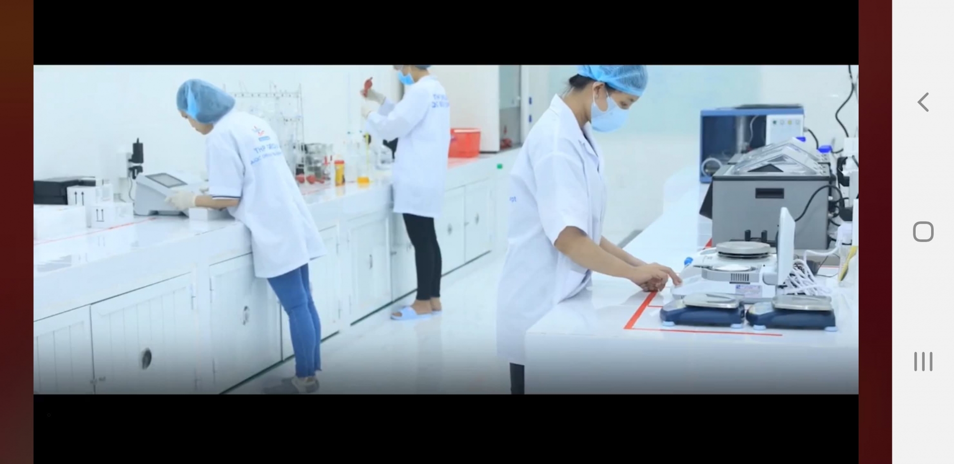 “Tết không xa nhà”: Công nhân đón Tết văn minh thời đại dịch