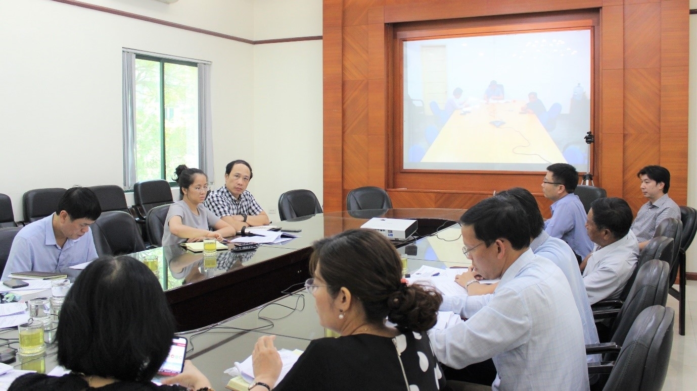 Vụ nợ lương thuyền viên tàu Việt Tín 01: Công ty đề xuất trả lương 1,8 triệu đồng/tháng Vụ nợ lương thuyền viên tàu Việt Tín 01: Công ty đề xuất trả lương 1,8 triệu đồng/tháng