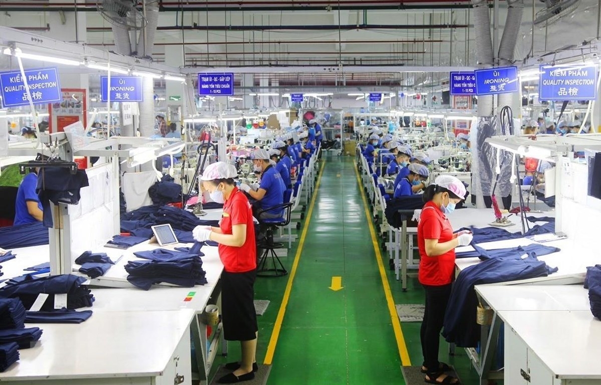 Bàn giải pháp Công đoàn tham gia phục hồi thị trường lao động Bàn giải pháp Công đoàn tham gia phục hồi thị trường lao động