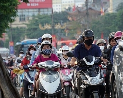 Công nhân về quê dịp nghỉ lễ 30/4: Người vui sướng, kẻ ngậm ngùi