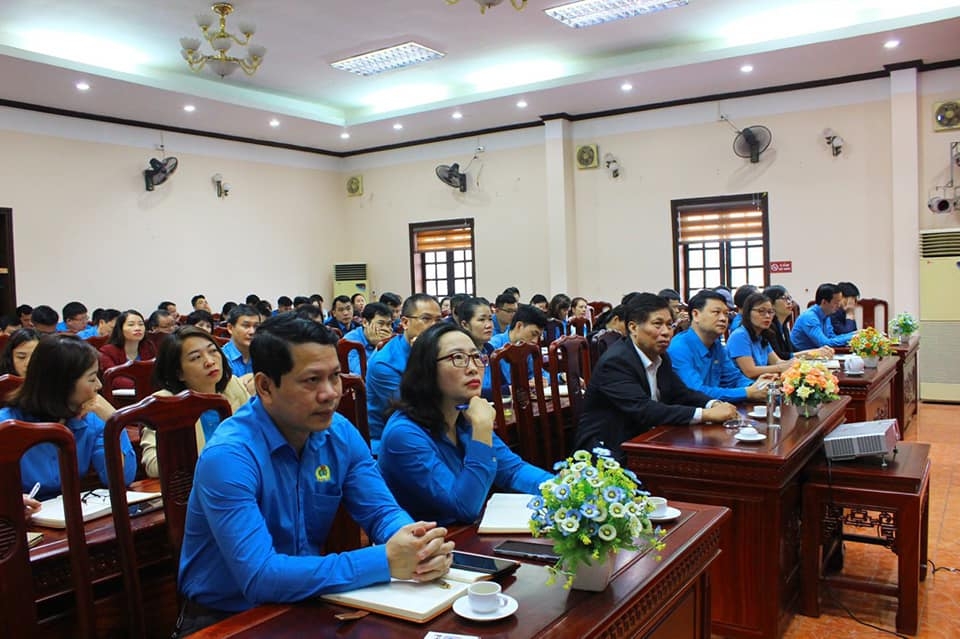 Trang bị kỹ năng xây dựng, thương lượng Thoả ước lao động tập thể cho cán bộ công đoàn Trang bị kỹ năng xây dựng, thương lượng Thoả ước lao động tập thể cho cán bộ công đoàn