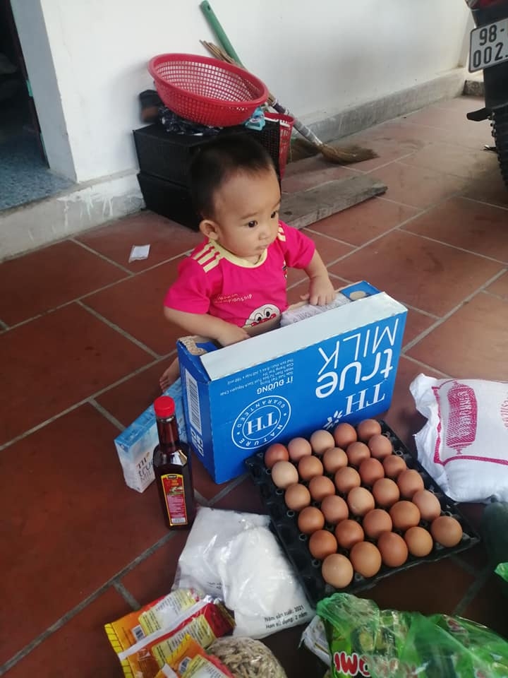 Thêm 6 siêu thị "0 đồng" cấp nhu yếu phẩm miễn phí cho công nhân vùng dịch