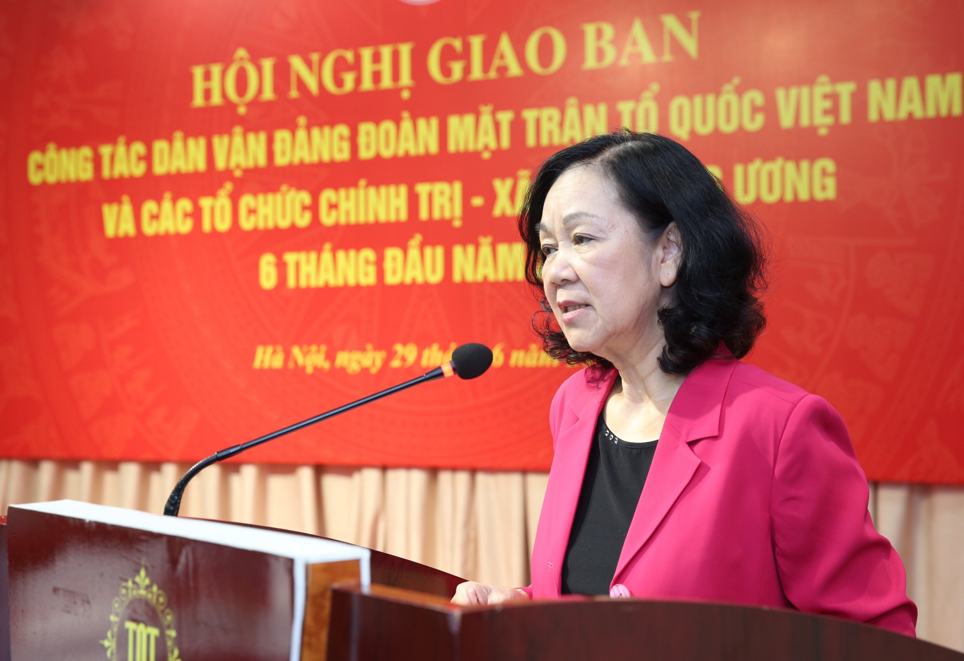 Tiếp thu kiến nghị của Tổng Liên đoàn về tháo gỡ khó khăn, vướng mắc của gói 62.000 tỷ tiep thu kien nghi cua tong lien doan ve thao go kho khan vuong mac cua goi 62000 ty