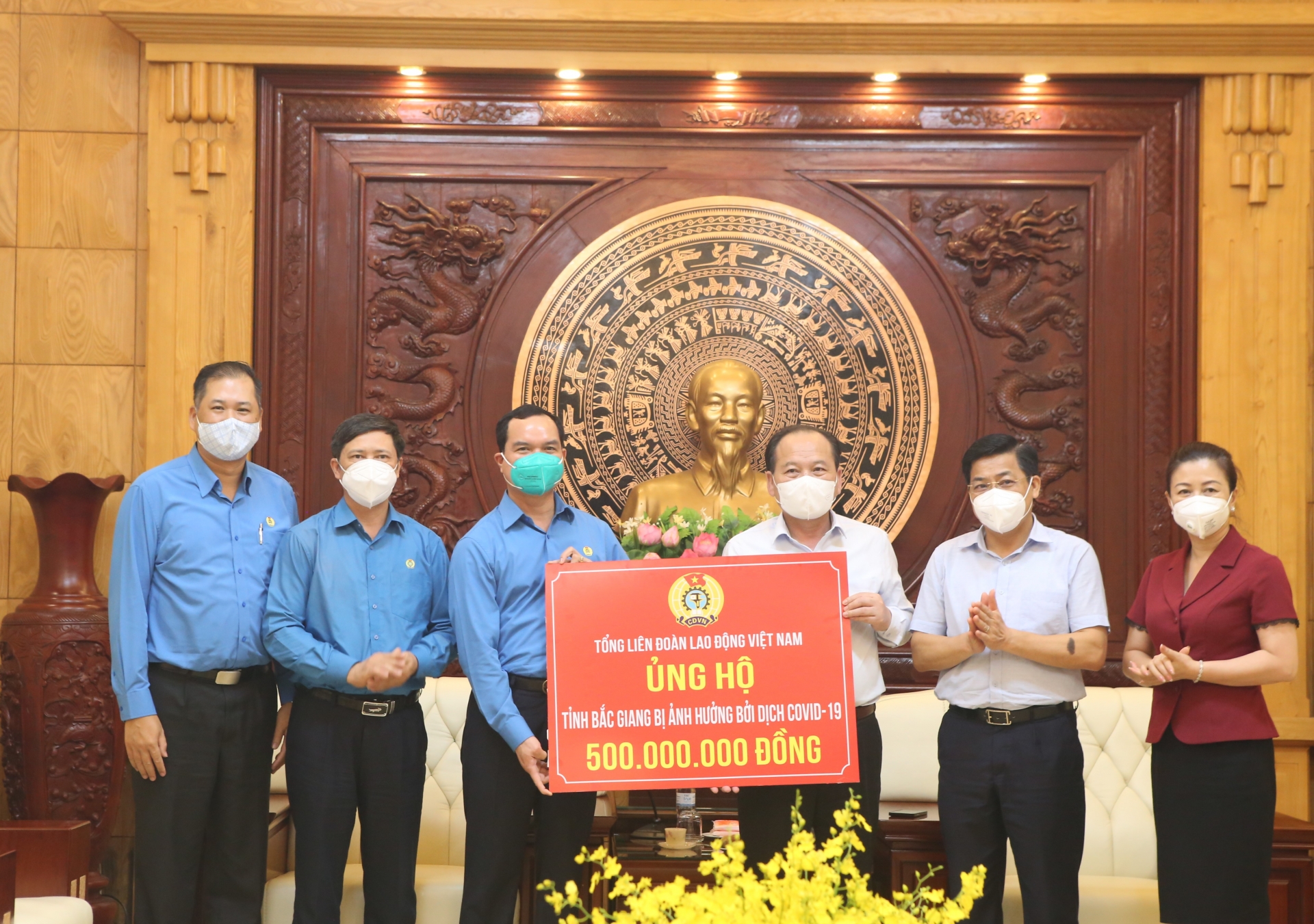 Đổi mới tổ chức và hoạt động công đoàn phải phù hợp với nguyện vọng của công nhân Đổi mới tổ chức và hoạt động công đoàn phải phù hợp với nguyện vọng của công nhân
