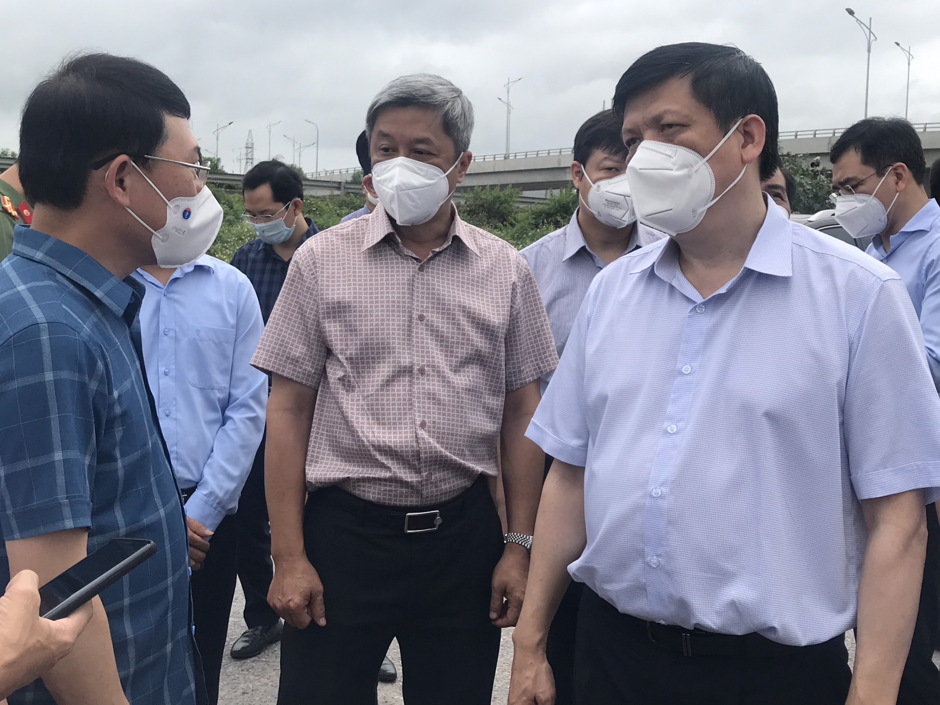 Giám sát doanh nghiệp trả lương ngừng việc cho công nhân bị ảnh hưởng bởi dịch Covid-19