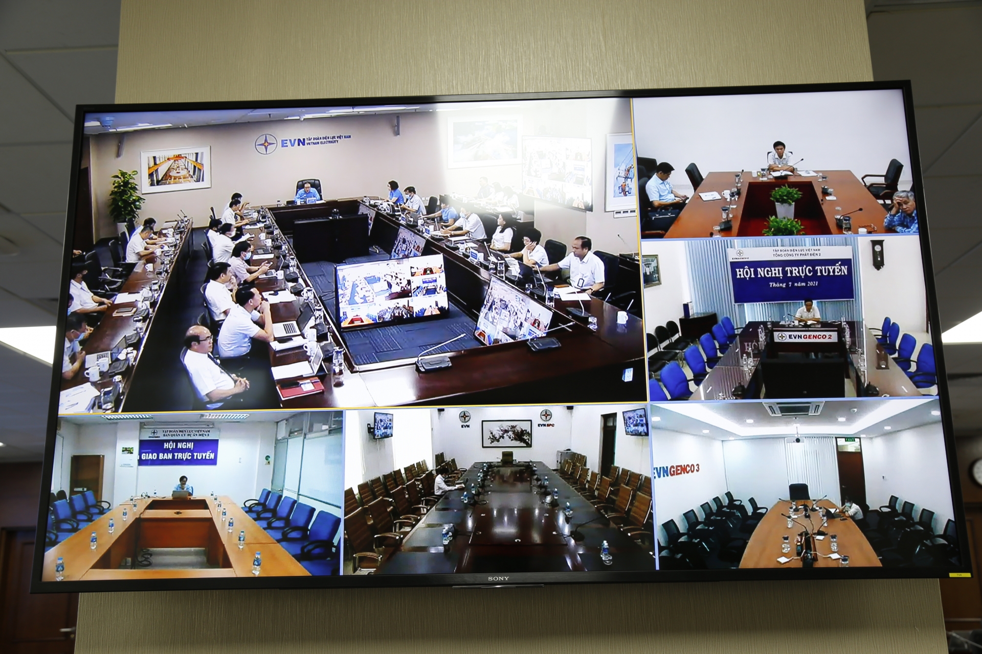 Công đoàn ĐLVN: Nhiều chỉ tiêu đạt và vượt kế hoạch cả năm Tổng LĐLĐ Việt Nam giao Công đoàn ĐLVN: Nhiều chỉ tiêu đạt và vượt kế hoạch cả năm Tổng LĐLĐ Việt Nam giao