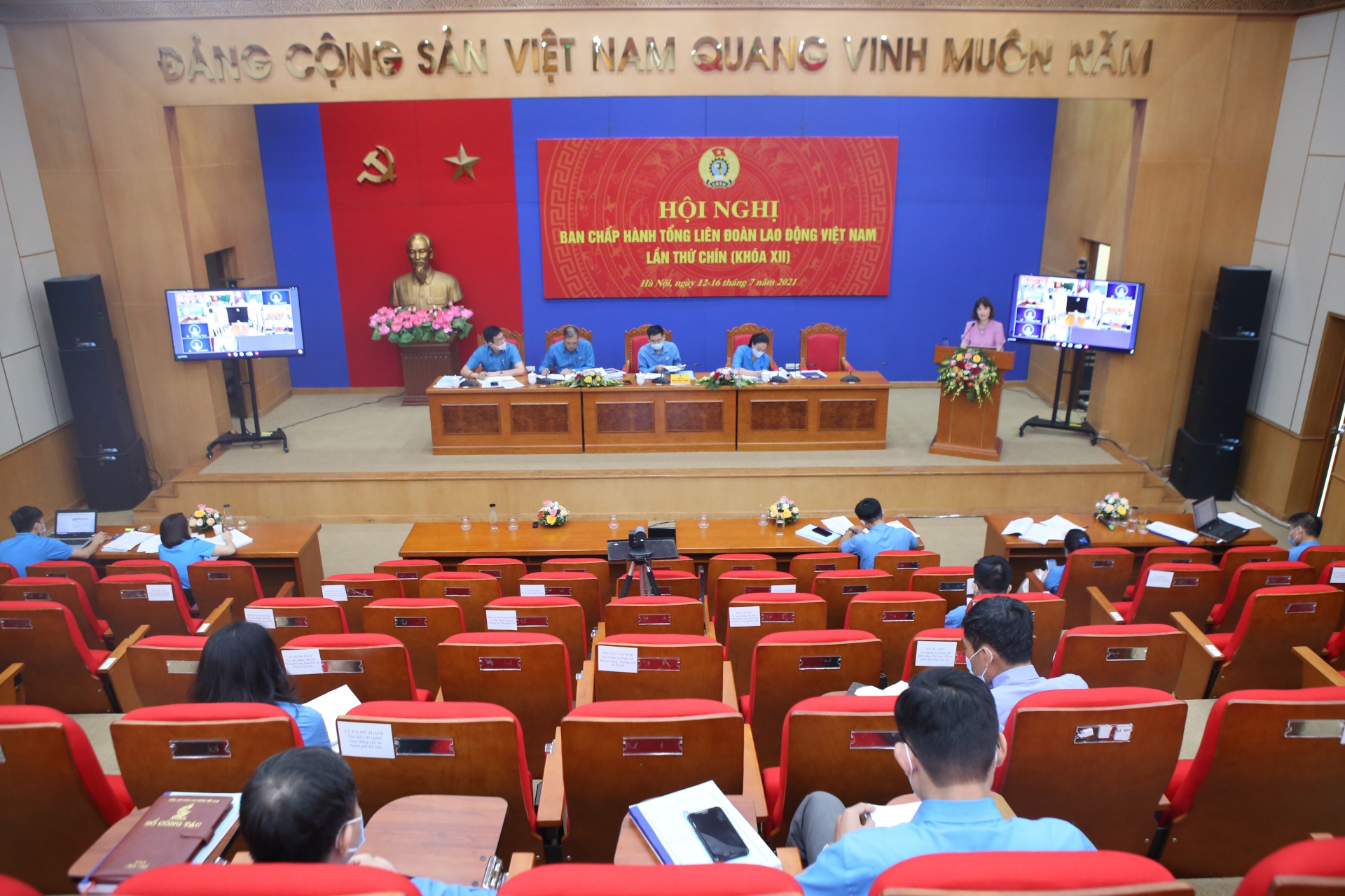 Đặc biệt quan tâm chỉ tiêu xây dựng thiết chế Công đoàn và phát triển đoàn viên