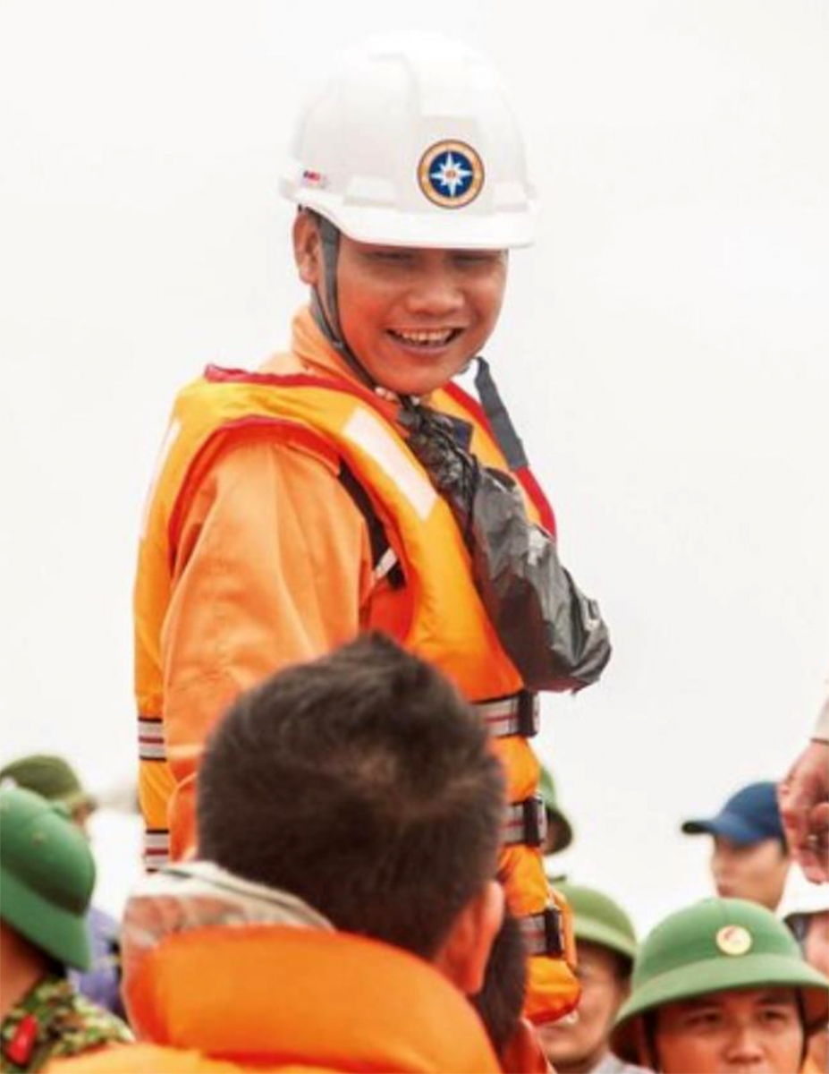 Thuyền viên “hành động dũng cảm đặc biệt trên biển” Thuyền viên “hành động dũng cảm đặc biệt trên biển”