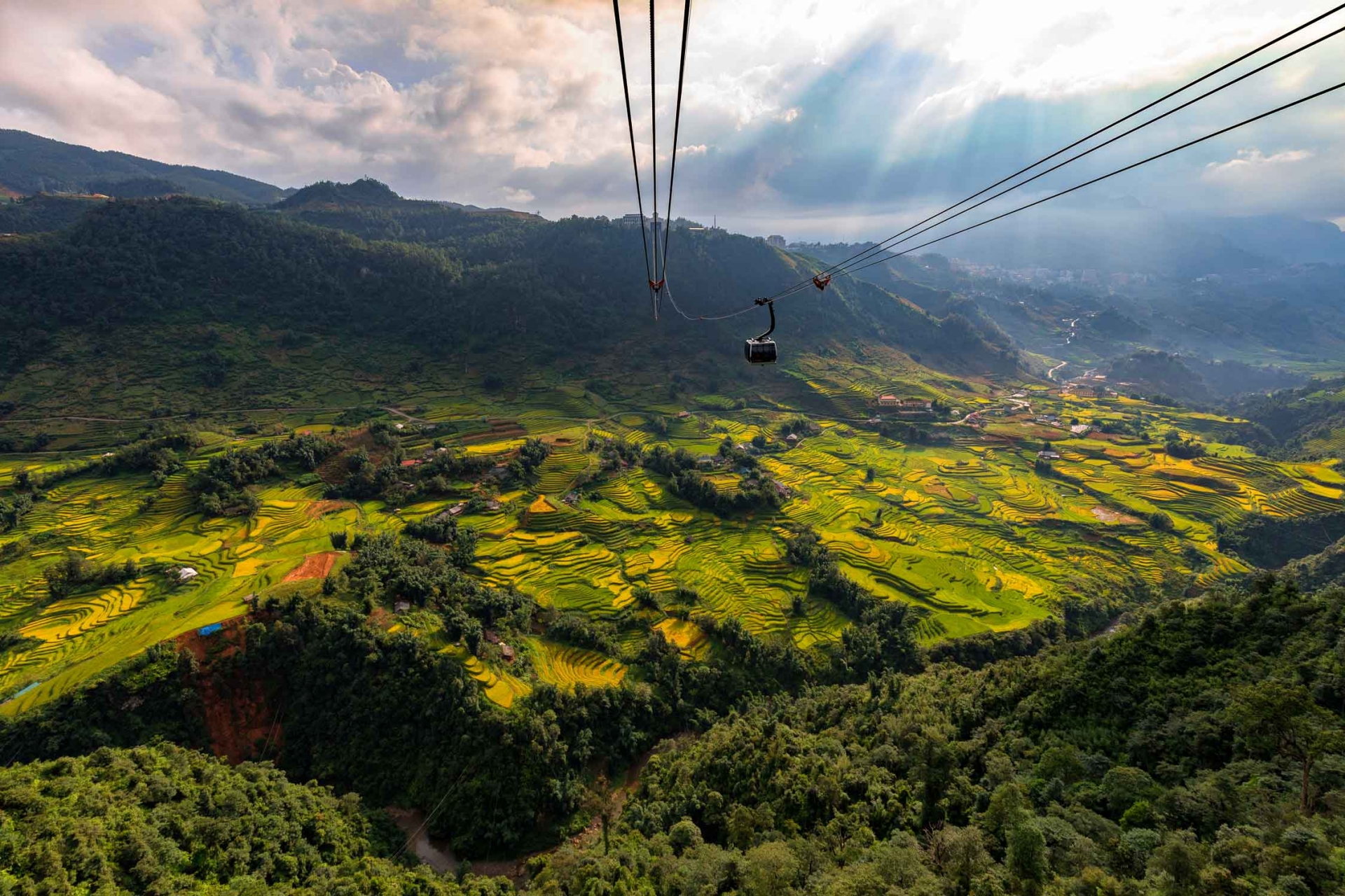 Kinh tế Lào Cai bứt phá như thế nào sau 5 năm đầu tư cho du lịch Kinh tế Lào Cai bứt phá như thế nào sau 5 năm đầu tư cho du lịch