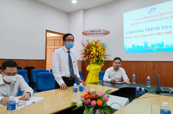 Doanh nghiệp nội tăng lương vẫn không giữ được thuyền viên bỏ việc đi Doanh nghiệp nội tăng lương vẫn không giữ được thuyền viên bỏ việc đi