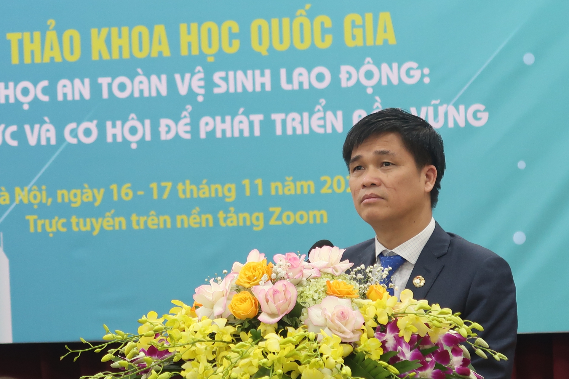 Hội thảo 