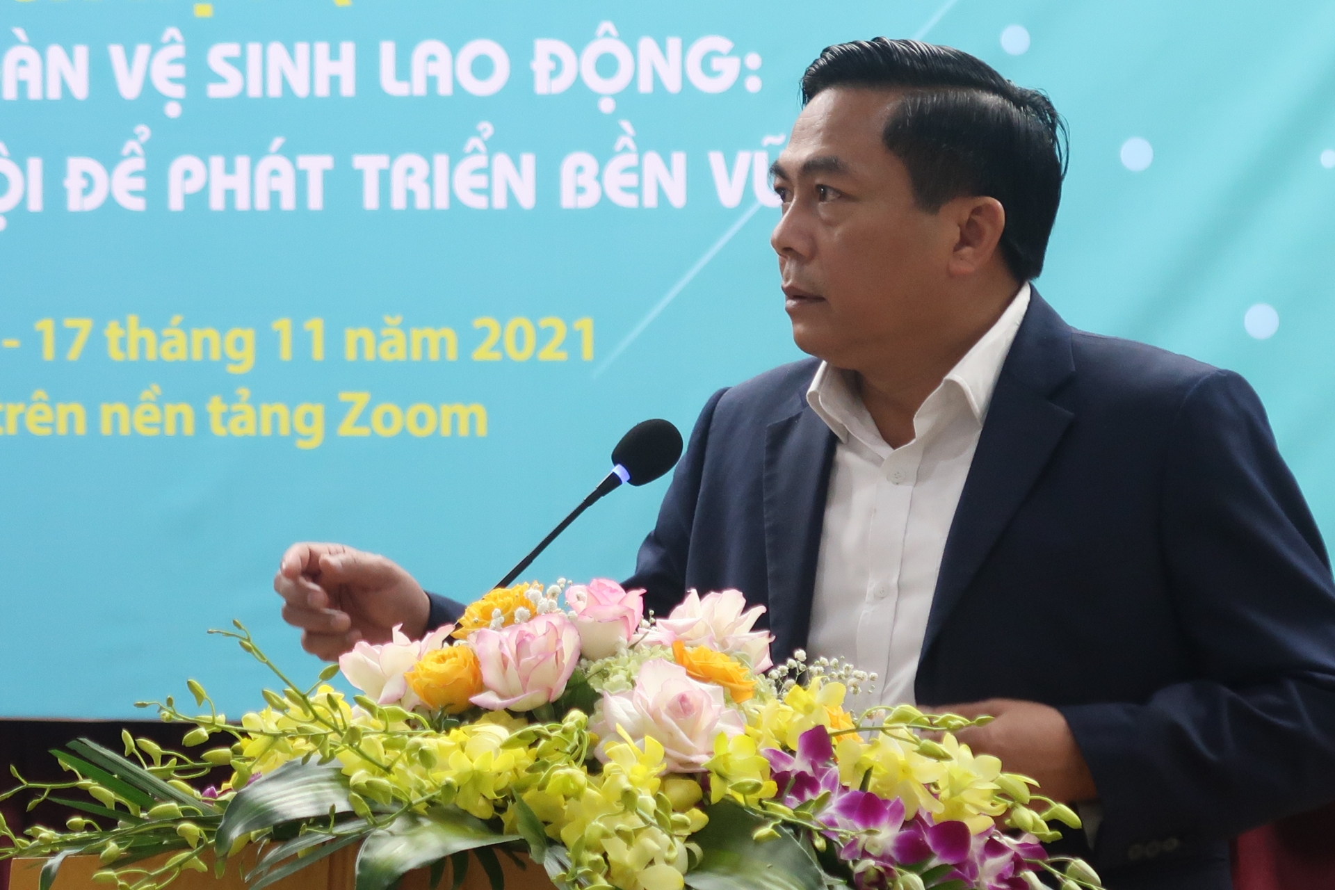 Hội thảo "Khoa học ATVSLĐ: Thách thức và cơ hội để phát triển bền vững"
