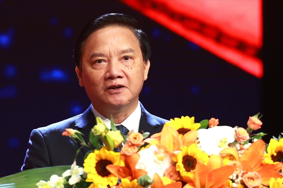 Tôn vinh 9 tập thể, cá nhân tại Chương trình Vinh quang Việt Nam 2021 Tôn vinh 9 tập thể, cá nhân tại Chương trình Vinh quang Việt Nam 2021