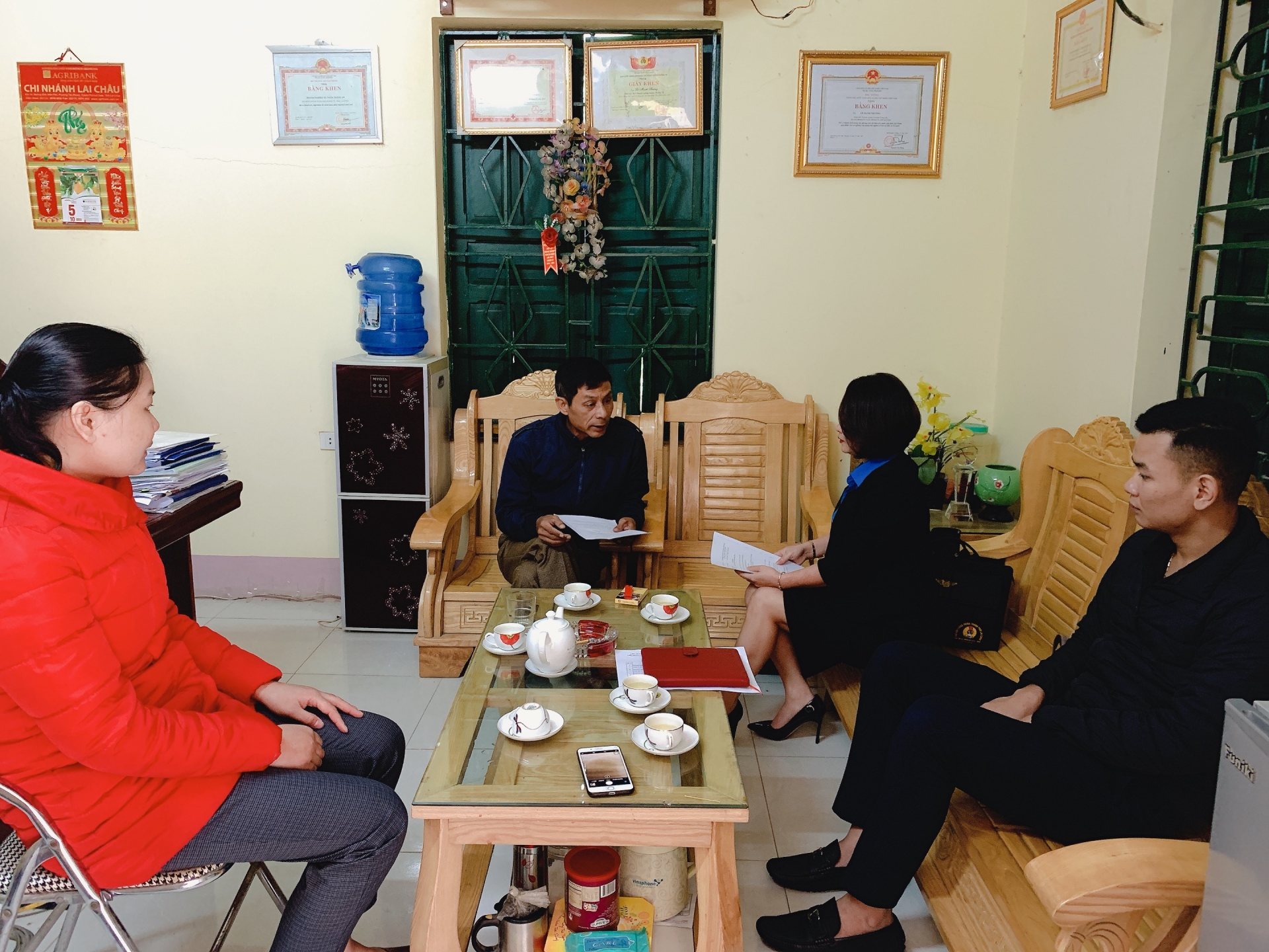 Đẩy mạnh công tác thu kinh phí công đoàn doanh nghiệp ngoài nhà nước day manh cong tac thu kinh phi cong doan doanh nghiep ngoai nha nuoc
