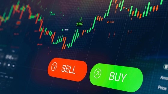 Giá cổ phiếu tăng mạnh, lãnh đạo FPT, ANV muốn bán hàng triệu cổ phiếu