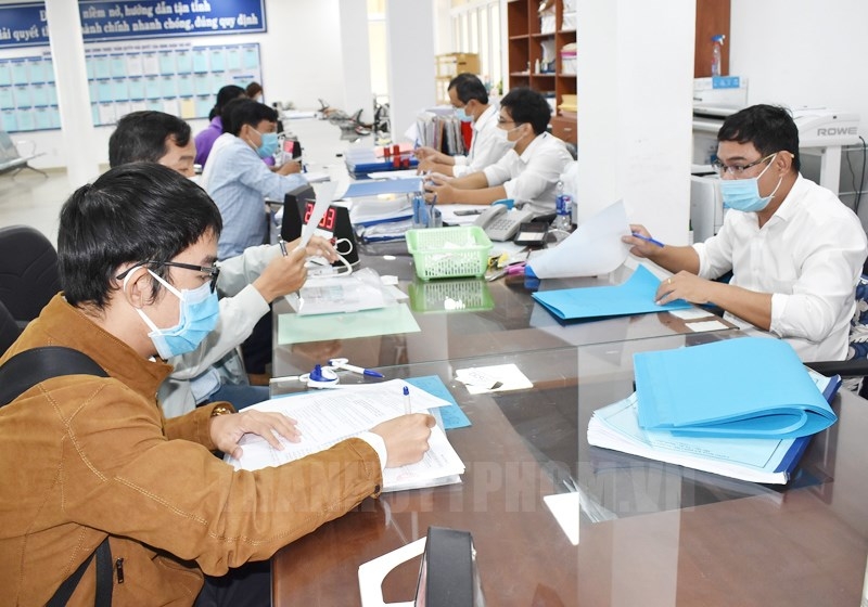 Công chức nhận thêm khoản tiền nếu nghỉ hưu trước tuổi theo nguyện vọng Công chức nhận thêm khoản tiền nếu nghỉ hưu trước tuổi theo nguyện vọng