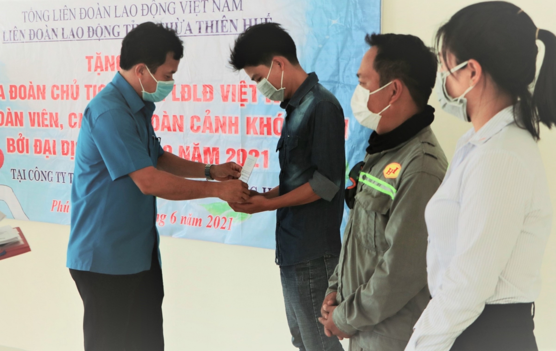Thừa Thiên Huế: Phấn đấu giải quyết việc làm cho 16.300 lao động trong năm 2022