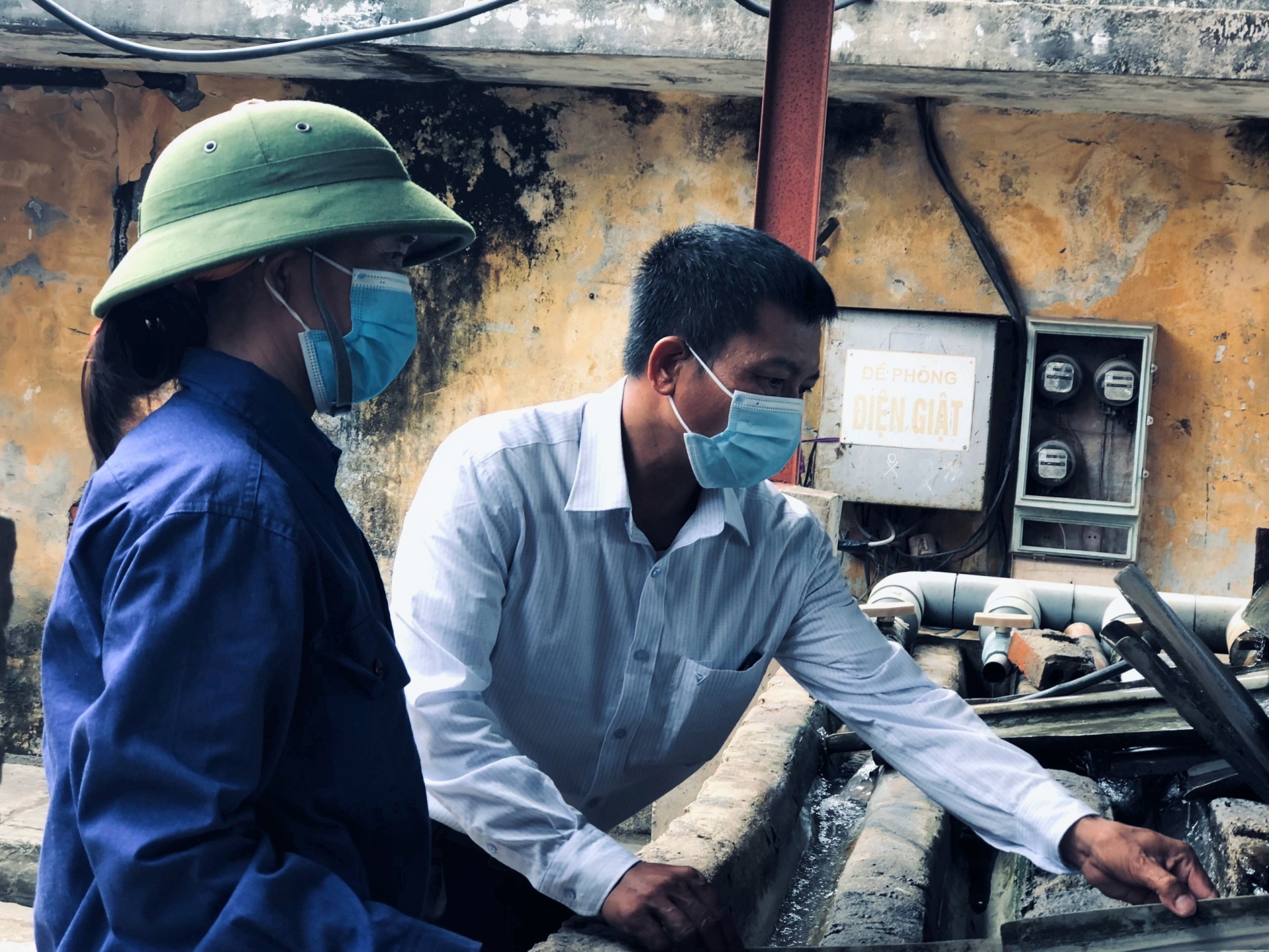 Chủ tịch Công đoàn tận tụy với người lao động