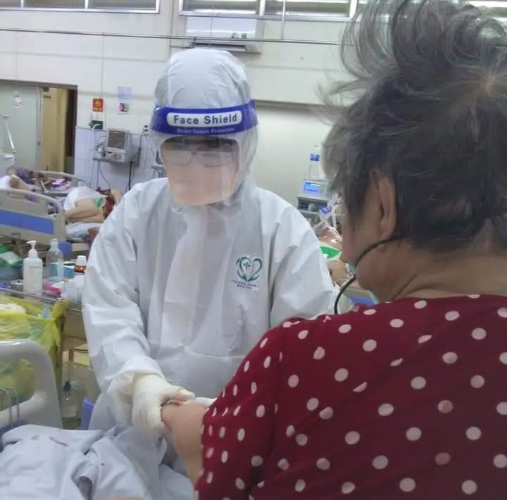 65 ngày chiến đấu vì sự sống cho bệnh nhân Covid-19 của cán bộ y, bác sĩ Nghệ An 65 ngày chiến đấu vì sự sống cho bệnh nhân Covid-19 của cán bộ y, bác sĩ Nghệ An