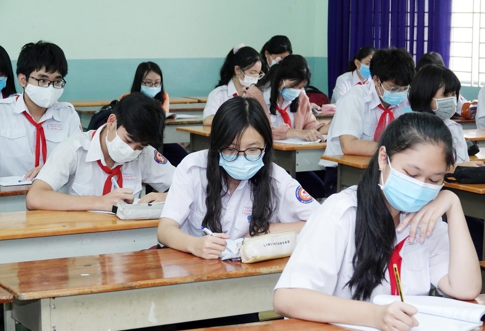 TP. HCM đề xuất chi 427 tỉ đồng hỗ trợ học phí cho học sinh