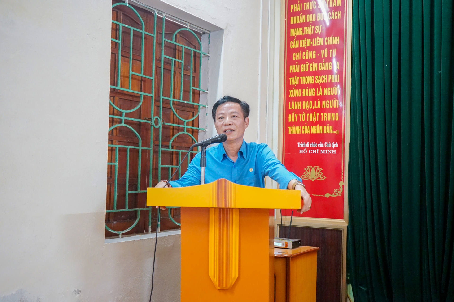 Công đoàn Đường sắt Việt Nam trao túi "an sinh công đoàn cho NLĐ khu vực Thanh Hóa, Nghệ An