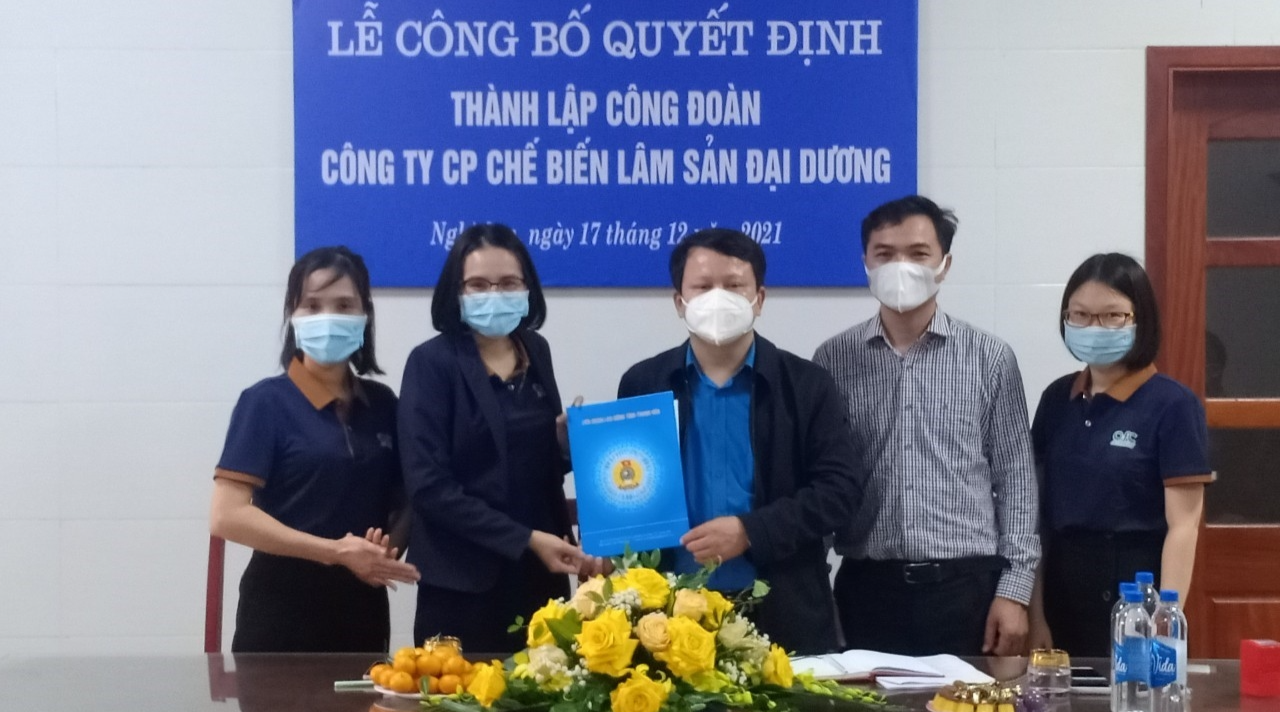 LĐLĐ Thanh Hóa: Đẩy mạnh công tác phát triển đoàn viên, thành lập CĐCS LĐLĐ Thanh Hóa: Đẩy mạnh công tác phát triển đoàn viên, thành lập CĐCS