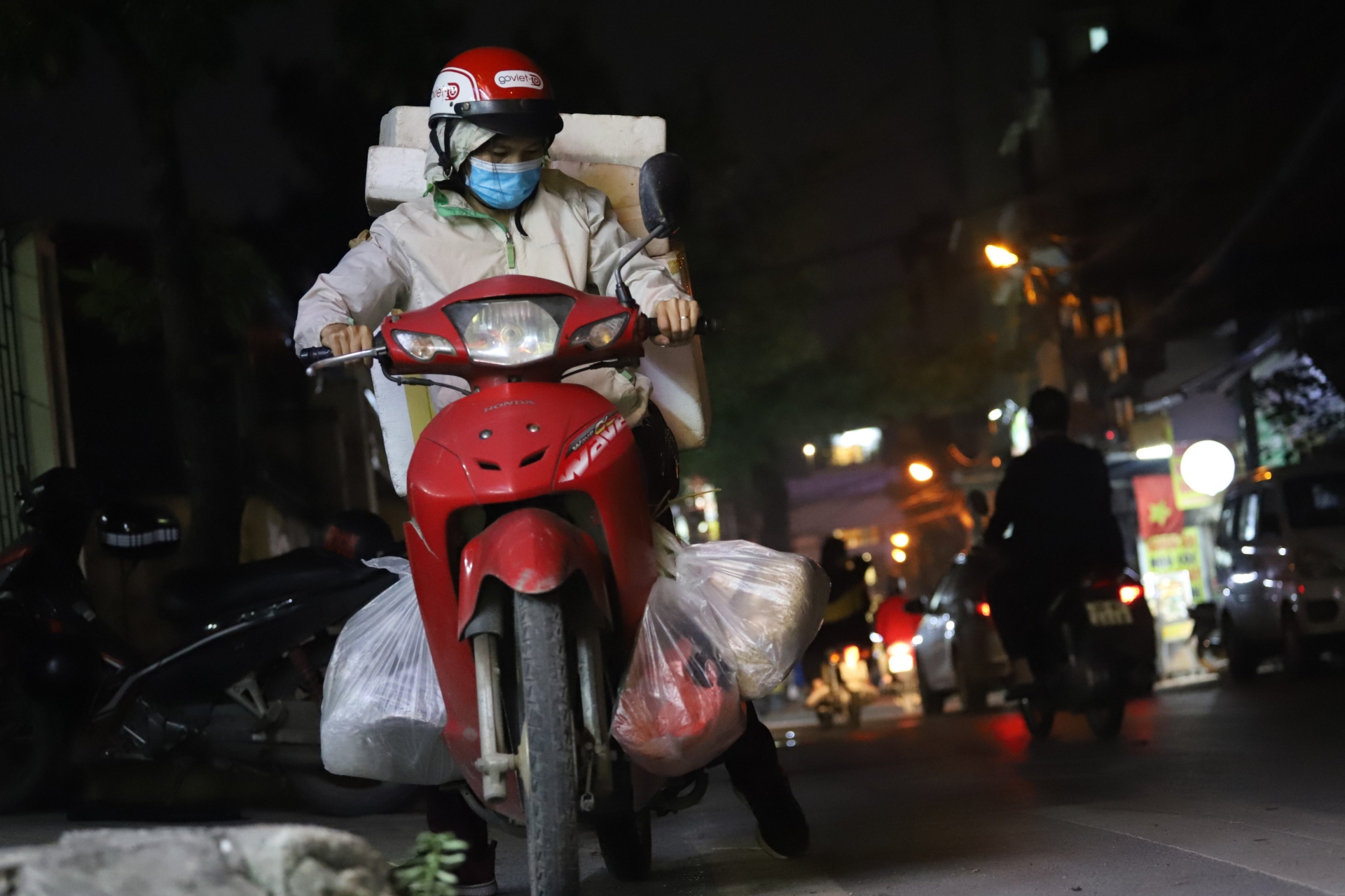 Nguy cơ người lao động BV Tuệ Tĩnh không được nhận lương tháng 11, dù chỉ là 50%