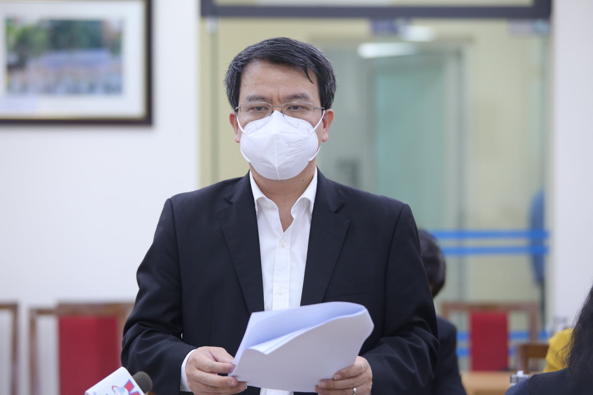 Quyền Giám đốc BV Tuệ Tĩnh “bất lực” vì chưa đủ thẩm quyền để lo cho người lao động
