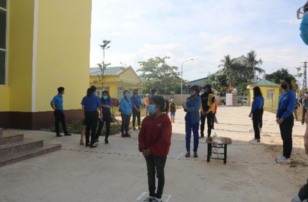 Khánh Hòa: Khai trương Công trình Thanh niên cây “ATM gạo nghĩa tình” khanh hoa khai truong cong trinh thanh nien cay atm gao nghia tinh
