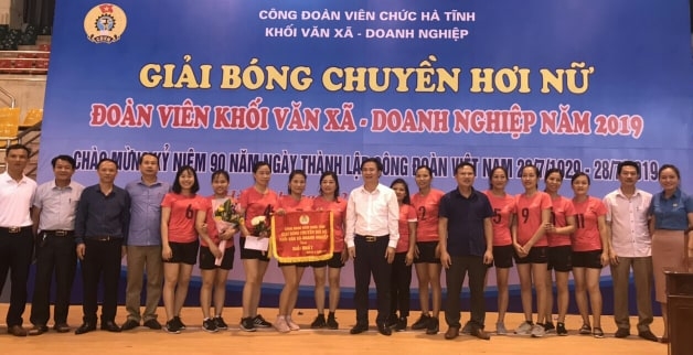 xay dung cac mo hinh hoat dong cau lac bo trong nu vien chuc
