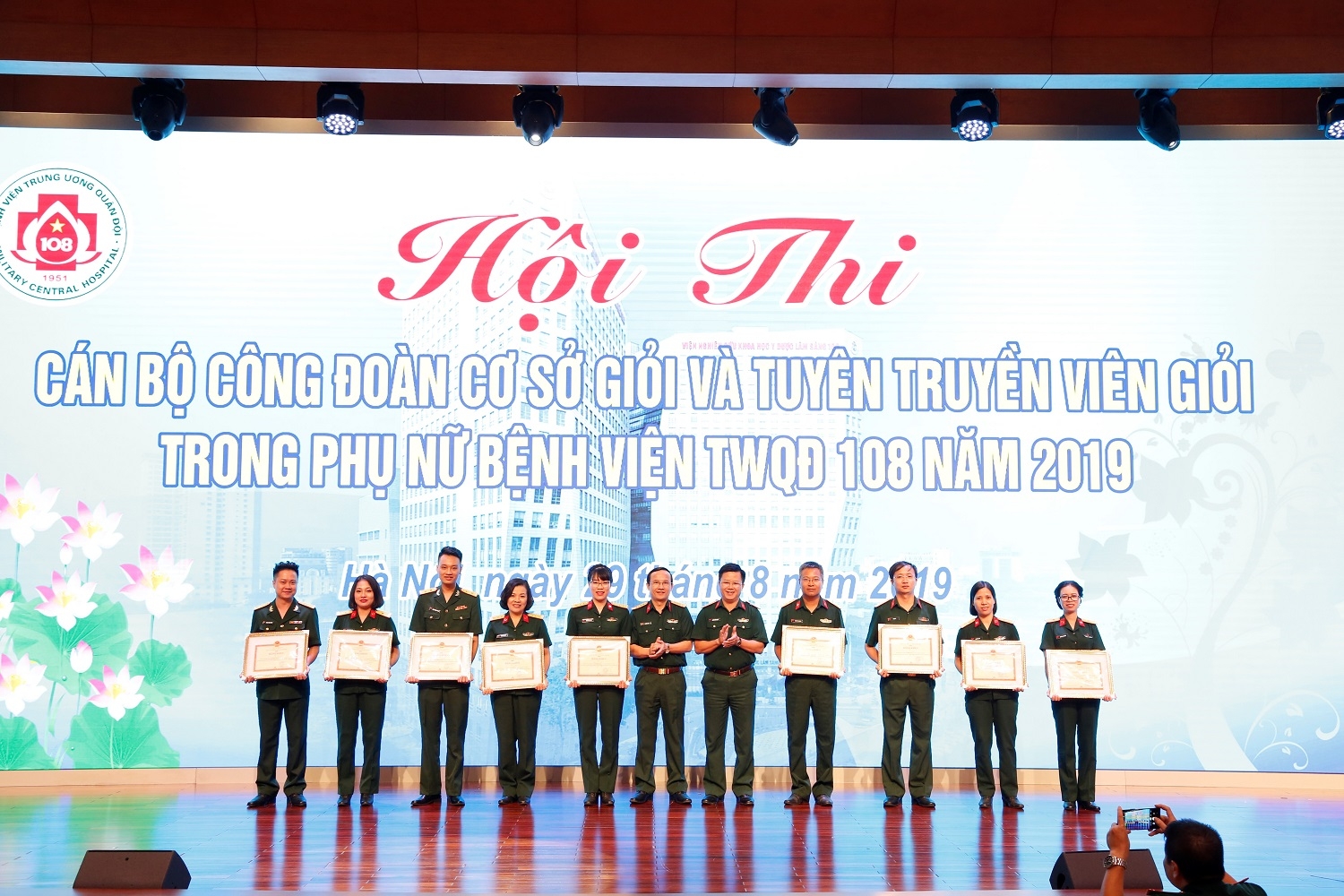 truyen thong can co su dot pha trong thoi gian toi