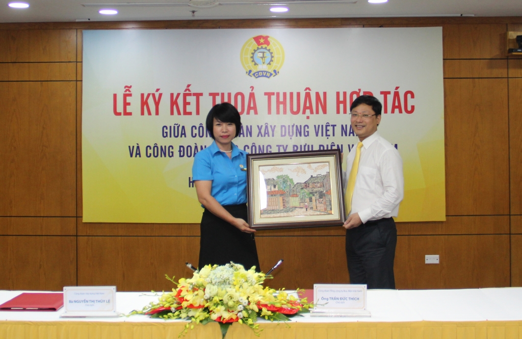 cong doan xay dung va buu dien hop tac vi phuc loi cho doan vien va nguoi lao dong
