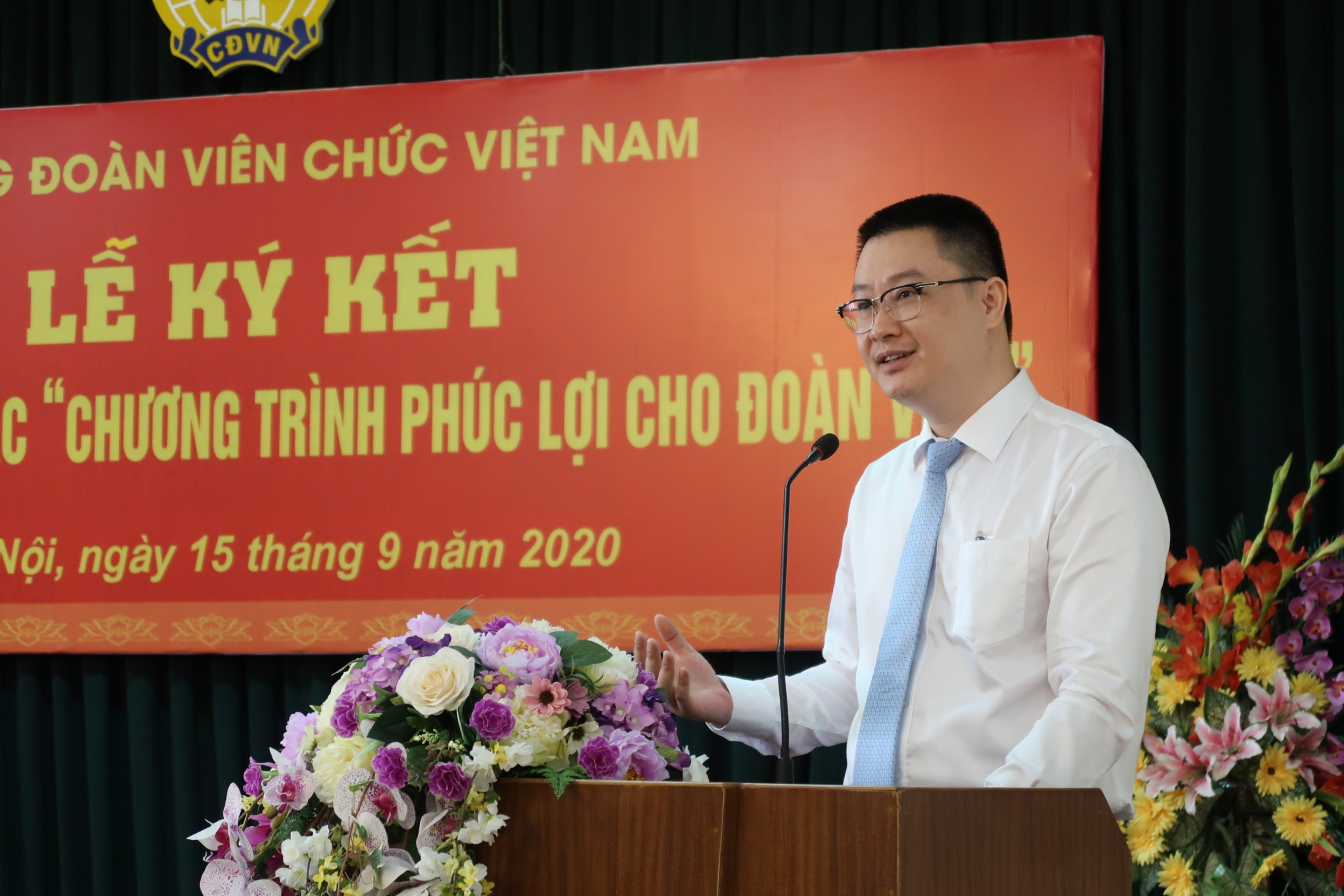Ký kết thỏa thuận hợp tác về “Chương trình phúc lợi cho đoàn viên” Ký kết thỏa thuận hợp tác về “Chương trình phúc lợi cho đoàn viên”