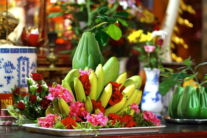 Bài trí bàn thờ ngày Tết bai tri ban tho ngay tet