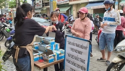 Câu chuyện về chiếc khẩu trang mùa dịch bệnh