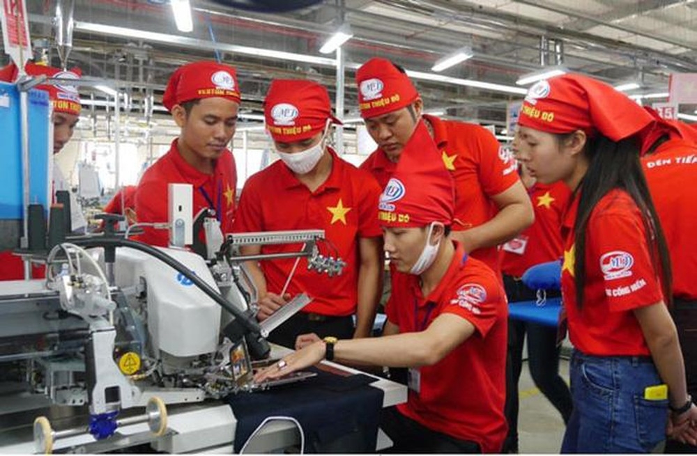 Đâu là ý nghĩa cuộc sống người                                           công nhân?