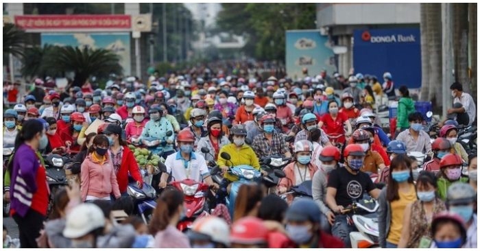 Mạnh mẽ lên, đừng ngã lòng bạn nhé! Mạnh mẽ lên, đừng ngã lòng bạn nhé!