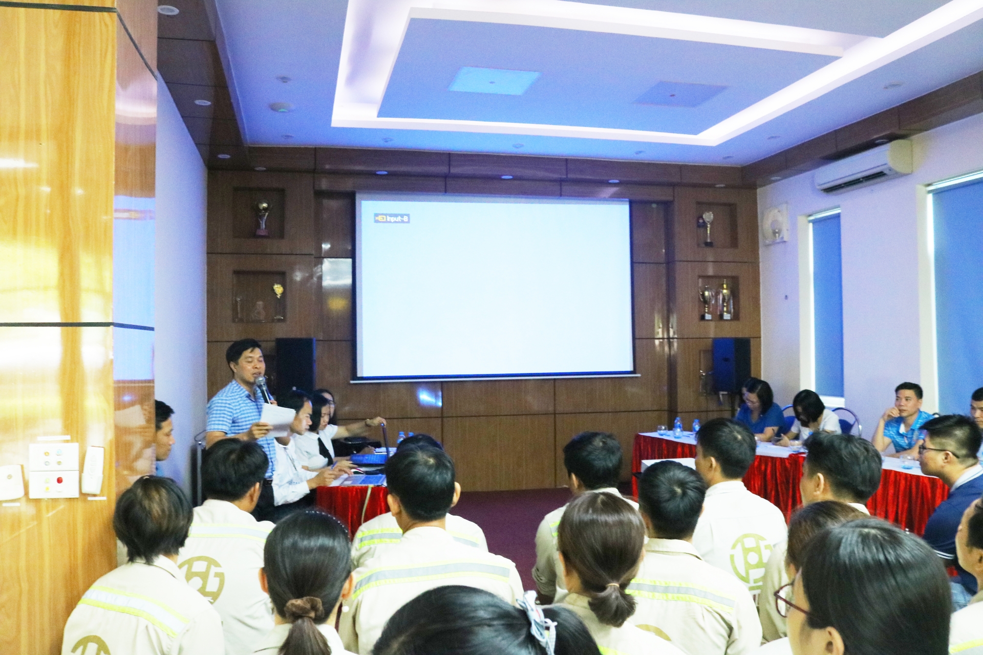 Tuyên truyền, đối thoại pháp luật với công nhân Công ty Cổ phần Prime Vĩnh Phúc tuyen truyen doi thoai phap luat voi cong nhan cong ty co phan prime vinh phuc