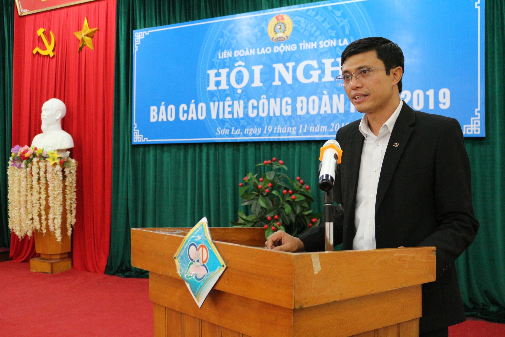 Tổ chức Hội nghị báo cáo viên và Hội nghị tập huấn công đoàn năm 2019