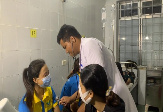 Cơm công ty, cơm mẹ nấu Cơm công ty, cơm mẹ nấu