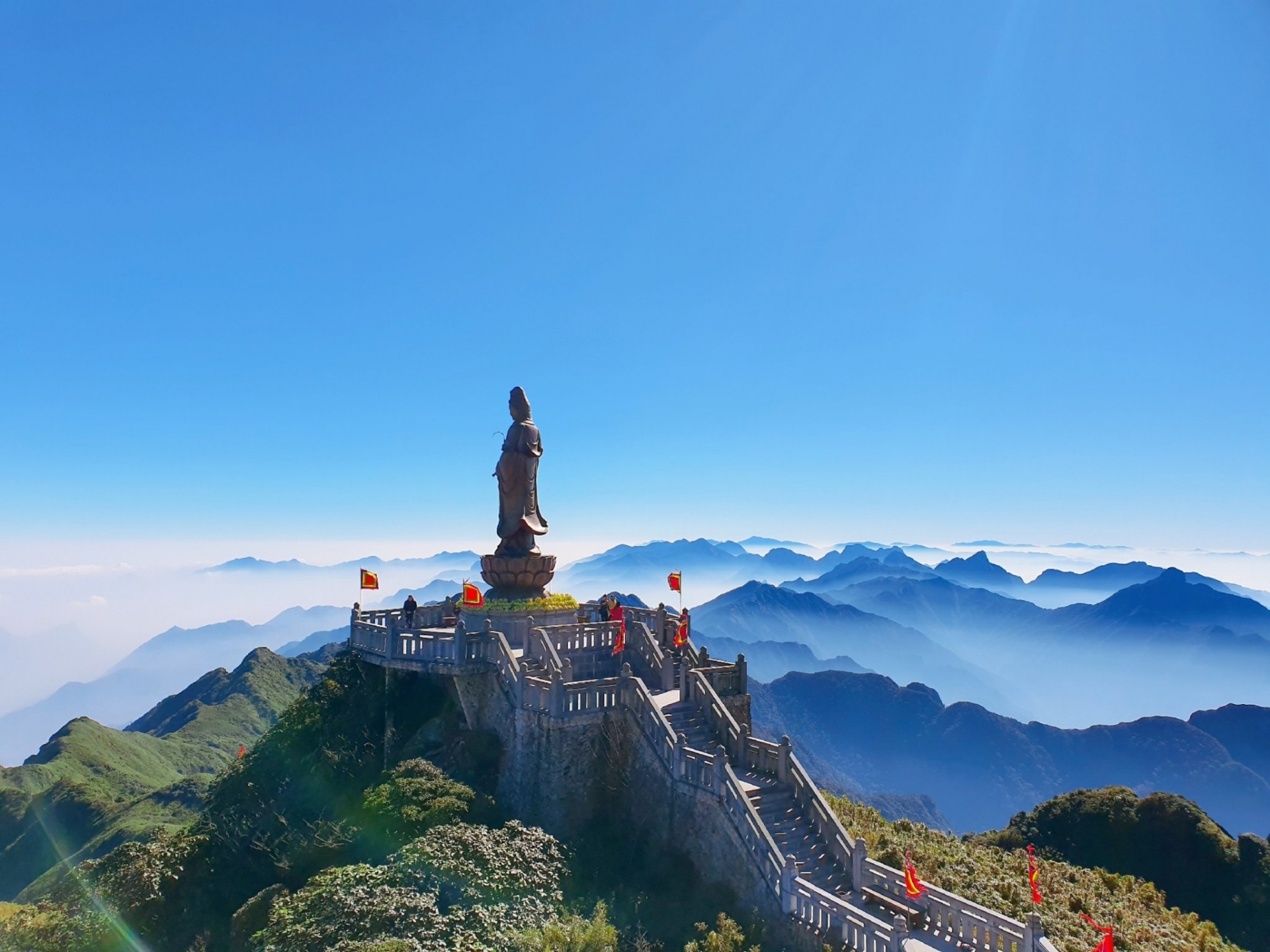 Du lịch Việt Nam cần làm gì để phát huy? Du lịch Việt Nam cần làm gì để phát huy?